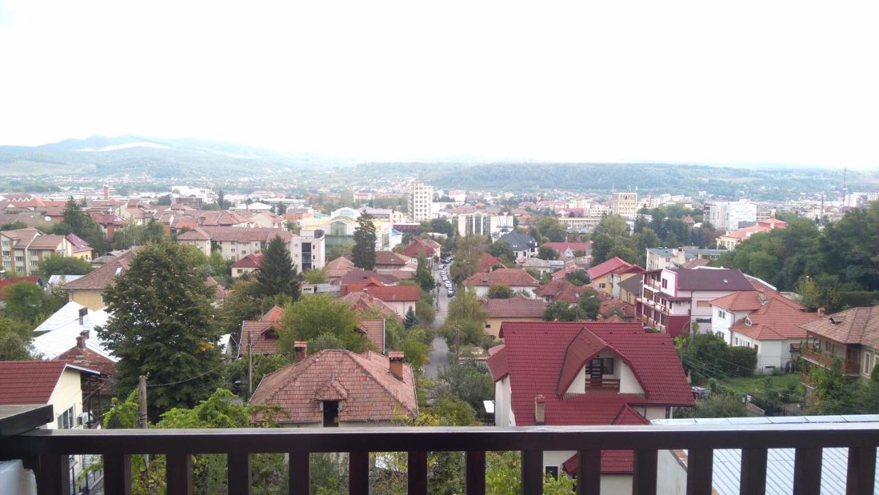 Hotel Panoramic Râmnicu Vâlcea Extérieur photo