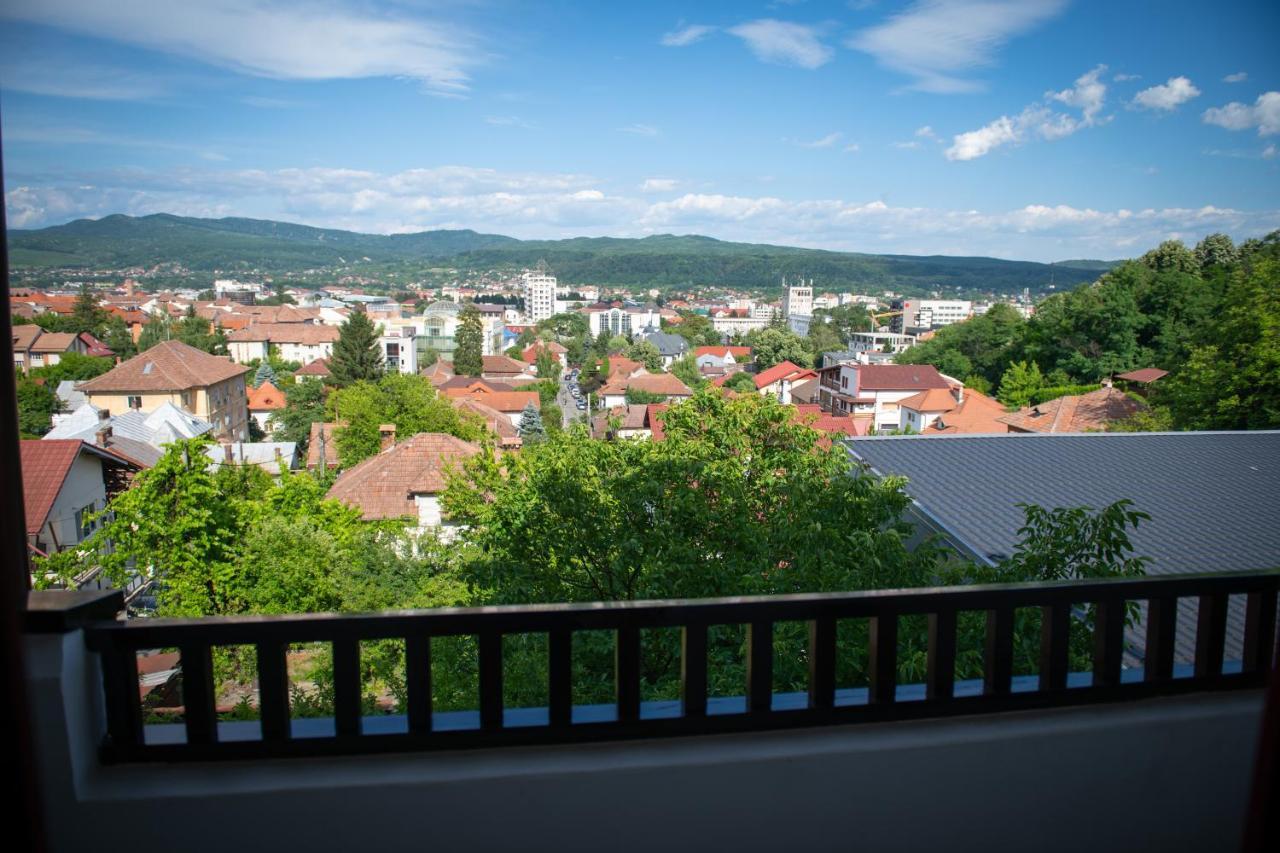 Hotel Panoramic Râmnicu Vâlcea Extérieur photo