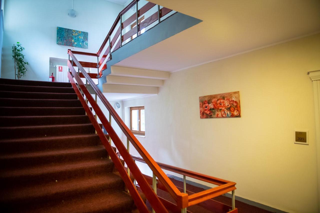 Hotel Panoramic Râmnicu Vâlcea Extérieur photo