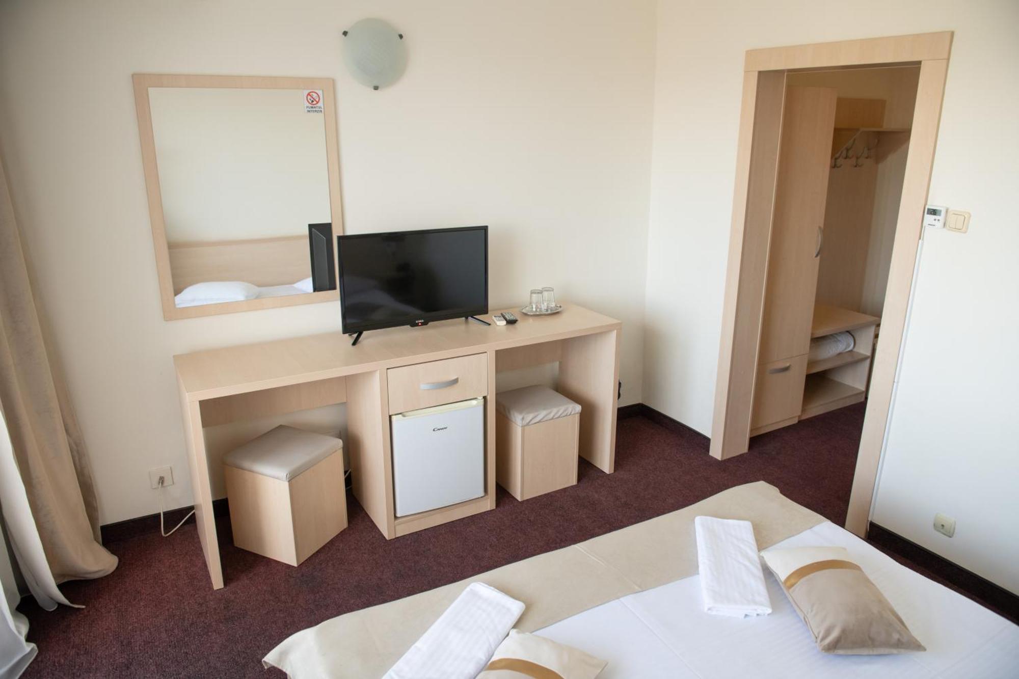 Hotel Panoramic Râmnicu Vâlcea Extérieur photo