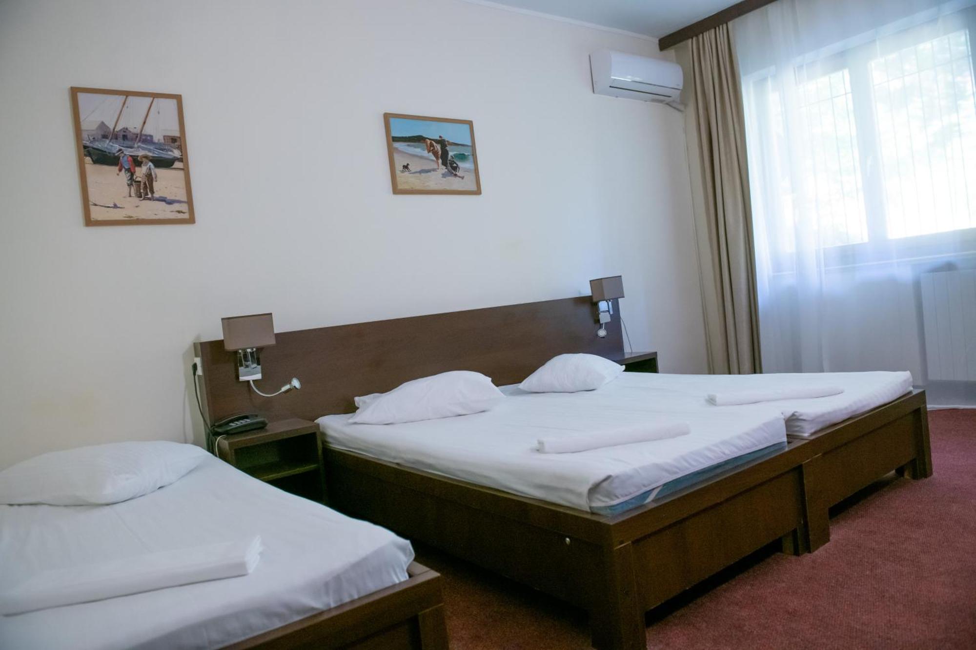Hotel Panoramic Râmnicu Vâlcea Extérieur photo